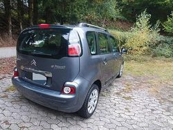 Grau Gebraucht 2010 Citroën C3 Picasso Exclusive Van / Kleinbus | 5.980 € (Etwas zu teuer)