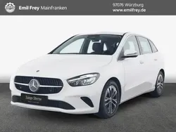 Weiß Gebraucht 2024 Mercedes B180 Advanced Van / Kleinbus | 29.980 € (Guter Preis)