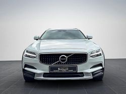 Weiß Gebraucht 2018 Volvo V90 CC Kombi | 25.999 € (Fairer Preis)