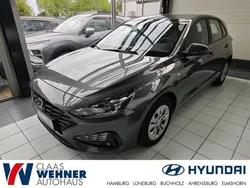 Grau Gebraucht 2023 Hyundai i30 Select Limousine | 19.800 € (Fairer Preis)
