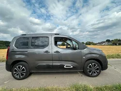 Grau Gebraucht 2019 Citroën Berlingo Van / Kleinbus | 12.990 € (Guter Preis)
