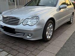 Silber Gebraucht 2006 Mercedes C220 Elegance Limousine | 4.990 € (Fairer Preis)