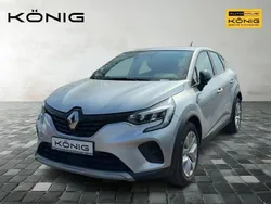 Grau Gebraucht 2023 Renault Captur Evolution SUV | 23.499 € (Fairer Preis)