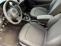 Schwarz Gebraucht 2011 Audi A1 Kleinwagen | 4.850 € (Guter Preis)
