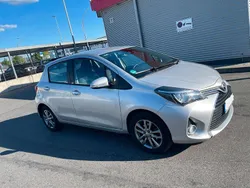 Silber Gebraucht 2017 Toyota Yaris Edition-S Kleinwagen | 9.500 € (Superpreis)
