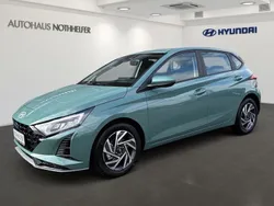 Grün Neu 2025 Hyundai i20 Trend Limousine | 22.290 € (Fairer Preis)