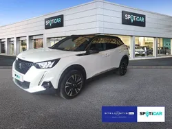Weiß Gebraucht 2021 Peugeot 2008 GT SUV | 18.980 € (Fairer Preis)