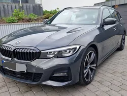 Grau Gebraucht 2020 BMW 320 M Sport Kombi | 26.999 € (Fairer Preis)