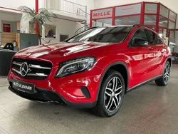 Jupiterrot uni Gebraucht 2016 Mercedes GLA200 Night SUV | 20.990 € (Fairer Preis)