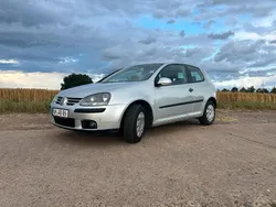 Silber Gebraucht 2003 VW Golf IV Limousine | 899 € (Guter Preis)