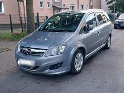 Andere farben Gebraucht 2010 Opel Zafira Van / Kleinbus | 4.300 €