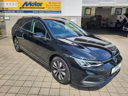 Grenadillschwarz metallic Gebraucht 2024 VW Golf VIII Move Kombi | 28.460 € (Etwas zu teuer)