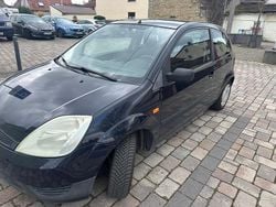 Blau Gebraucht 2004 Ford Fiesta Kleinwagen | 600 € (Superpreis)