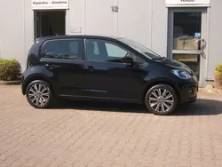 Schwarz Gebraucht 2022 VW up! Active Kleinwagen | 12.950 € (Etwas zu teuer)