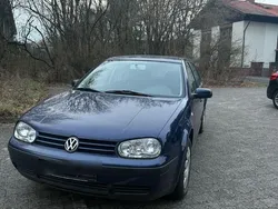 Blau Gebraucht 2000 VW Golf IV Kleinwagen | 900 € (Guter Preis)