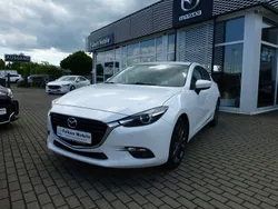 Weiß Gebraucht 2018 Mazda 3 Sports-Line Limousine | 14.990 € (Fairer Preis)