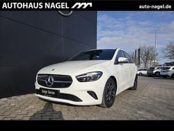 Weiß Gebraucht 2024 Mercedes B200 Progressive Van / Kleinbus | 28.459 € (Guter Preis)