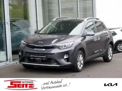 Grau Gebraucht 2020 Kia Stonic Vision SUV | 13.780 € (Fairer Preis)