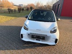 Weiß Gebraucht 2021 Smart ForTwo Electric Drive Coupé | 9.499 € (Guter Preis)