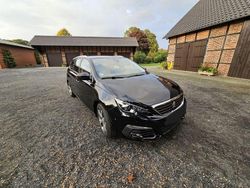Schwarz Gebraucht 2020 Peugeot 308 Allure Kombi | 10.300 € (Fairer Preis)