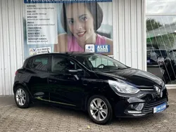 Schwarz Gebraucht 2016 Renault Clio IV Authentique Limousine | 9.947 € (Teuer)