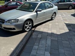 Silber Gebraucht 2003 Subaru Legacy Limousine | 10.000 €