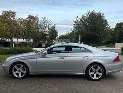 Silber Gebraucht 2010 Mercedes CLS320 Coupé | 14.000 €
