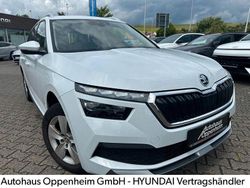 Weiß Gebraucht 2023 Skoda Kamiq Style SUV | 19.450 € (Guter Preis)