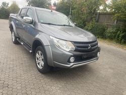 Grau Gebraucht 2017 Mitsubishi L200 Plus Abholung | 18.490 € (Superpreis)