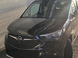Schwarz Gebraucht 2023 Opel Combo Ultimate Van / Kleinbus | 26.800 € (Fairer Preis)