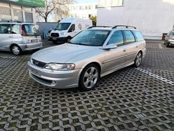 Silber Gebraucht 2001 Opel Vectra Kombi | 2.400 € (Fairer Preis)