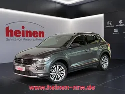 Grau Gebraucht 2022 VW T-Roc Style SUV | 25.899 € (Fairer Preis)