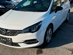 Weiß Gebraucht 2019 Opel Astra Business Kombi | 8.800 € (Fairer Preis)