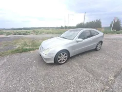 Silber Gebraucht 2001 Mercedes C200 Coupé | 3.700 € (Etwas zu teuer)