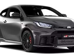 Palladiumsilber metallic Neu 2025 Toyota Yaris Kleinwagen | 50.290 € (Fairer Preis)