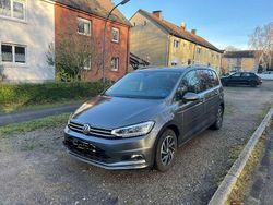 Grau Gebraucht 2018 VW Touran Van / Kleinbus | 17.400 € (Superpreis)