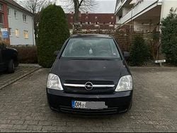 Schwarz Gebraucht 2004 Opel Meriva Van / Kleinbus | 750 € (Guter Preis)