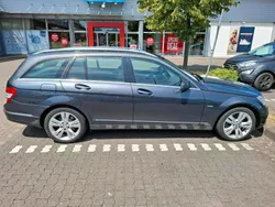 Grau Gebraucht 2010 Mercedes C220 Kombi | 6.500 €