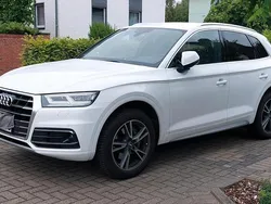 Weiß Gebraucht 2018 Audi Q5 Design SUV | 28.000 € (Fairer Preis)