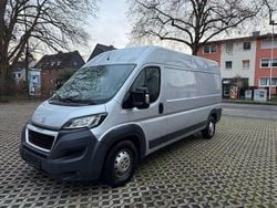 Aluminiumgrau/metallic Gebraucht 2017 Peugeot Boxer Comfort Van | 6.950 €