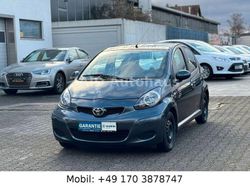 Grau Gebraucht 2011 Toyota Aygo Cool Kleinwagen | 4.499 € (Fairer Preis)