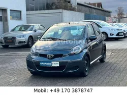 Grau Gebraucht 2011 Toyota Aygo Cool Kleinwagen | 4.899 € (Fairer Preis)