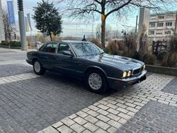 Grau Gebraucht 2002 Jaguar XJ Executive Limousine | 7.200 € (Fairer Preis)