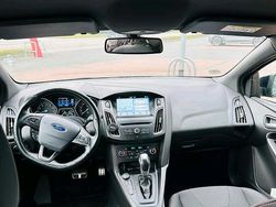 Schwarz Gebraucht 2017 Ford Focus ST-Line Kombi | 9.990 € (Fairer Preis)