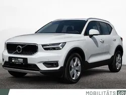 Weiß Gebraucht 2021 Volvo XC40 Momentum SUV | 28.390 € (Fairer Preis)