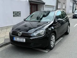 Schwarz Gebraucht 2010 VW Golf VI Comfortline Kleinwagen | 3.900 € (Guter Preis)
