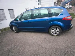 Blau Gebraucht 2014 Ford S-MAX S Van / Kleinbus | 12.000 € (Teuer)