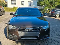 Braun Gebraucht 2014 Audi A4 Kombi | 9.895 € (Guter Preis)