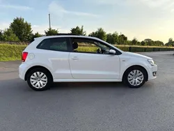 Weiß Gebraucht 2013 VW Polo Life Limousine | 5.850 € (Guter Preis)