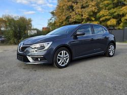 Grau Gebraucht 2016 Renault Mégane IV Experience Limousine | 7.799 € (Fairer Preis)